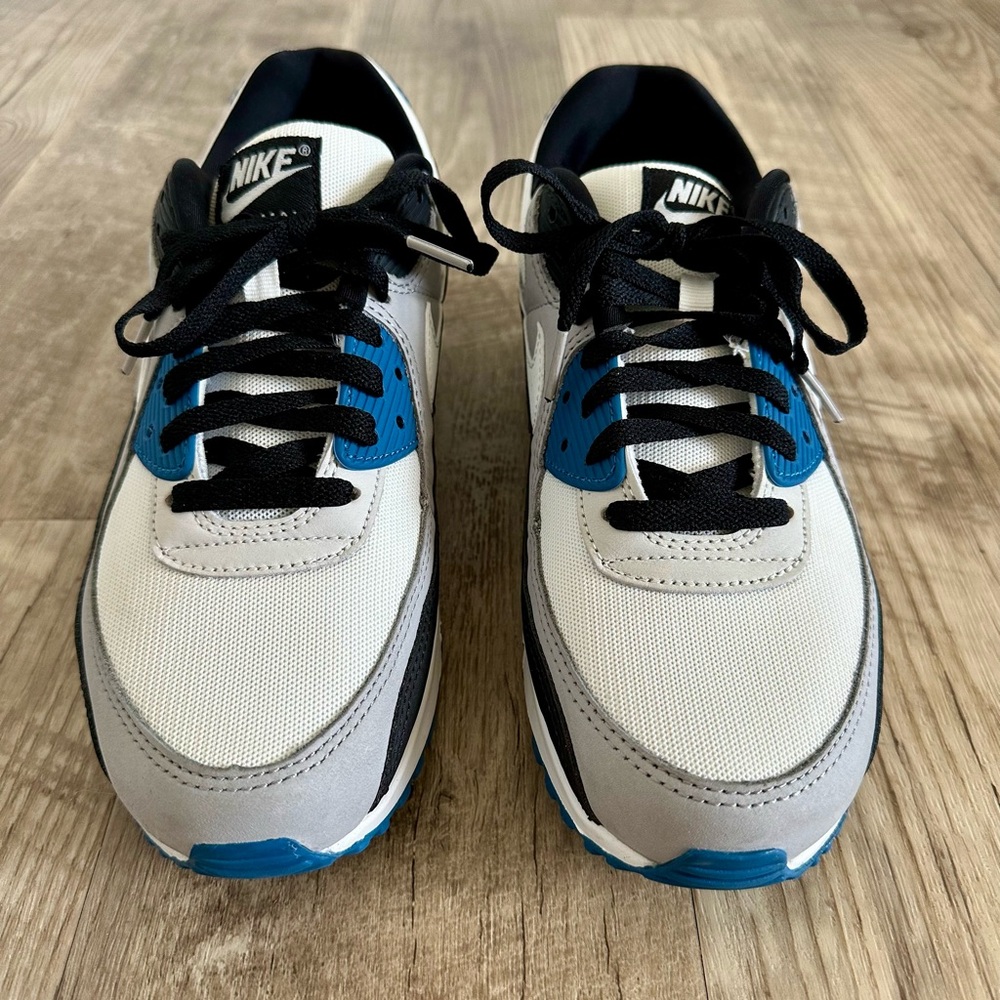 Men’s Nike Air Max 90